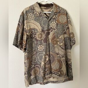 Vintage Tommy Bahama Button Up 100% silk